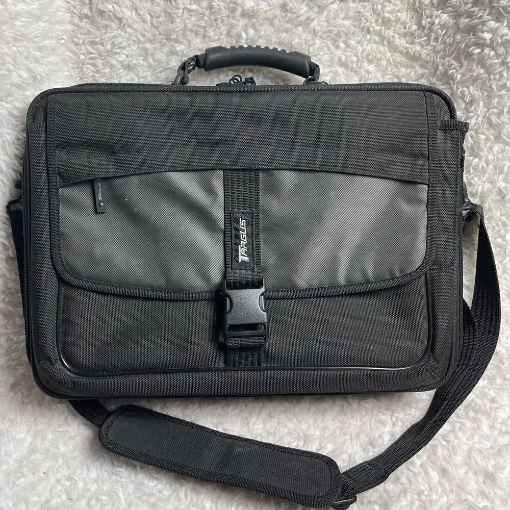 Targus Briefcase / laptop shoulder bag Black and gray Durable Nylon .